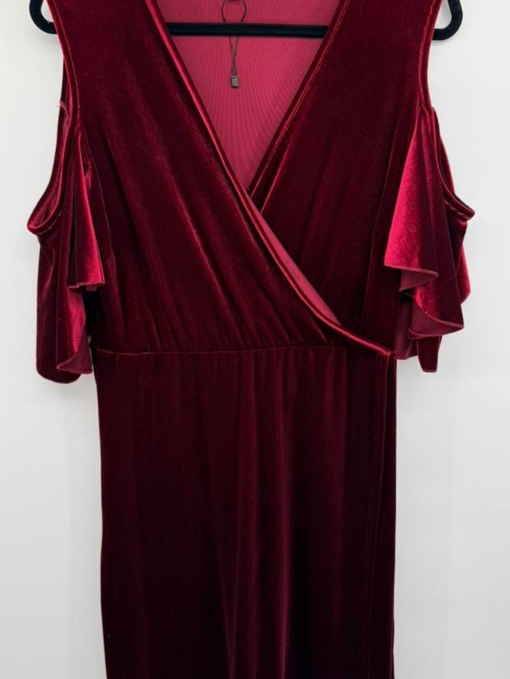 Boohoo Burgundy Velvet Cold-Shoulder Wrap Midi Dress size 16